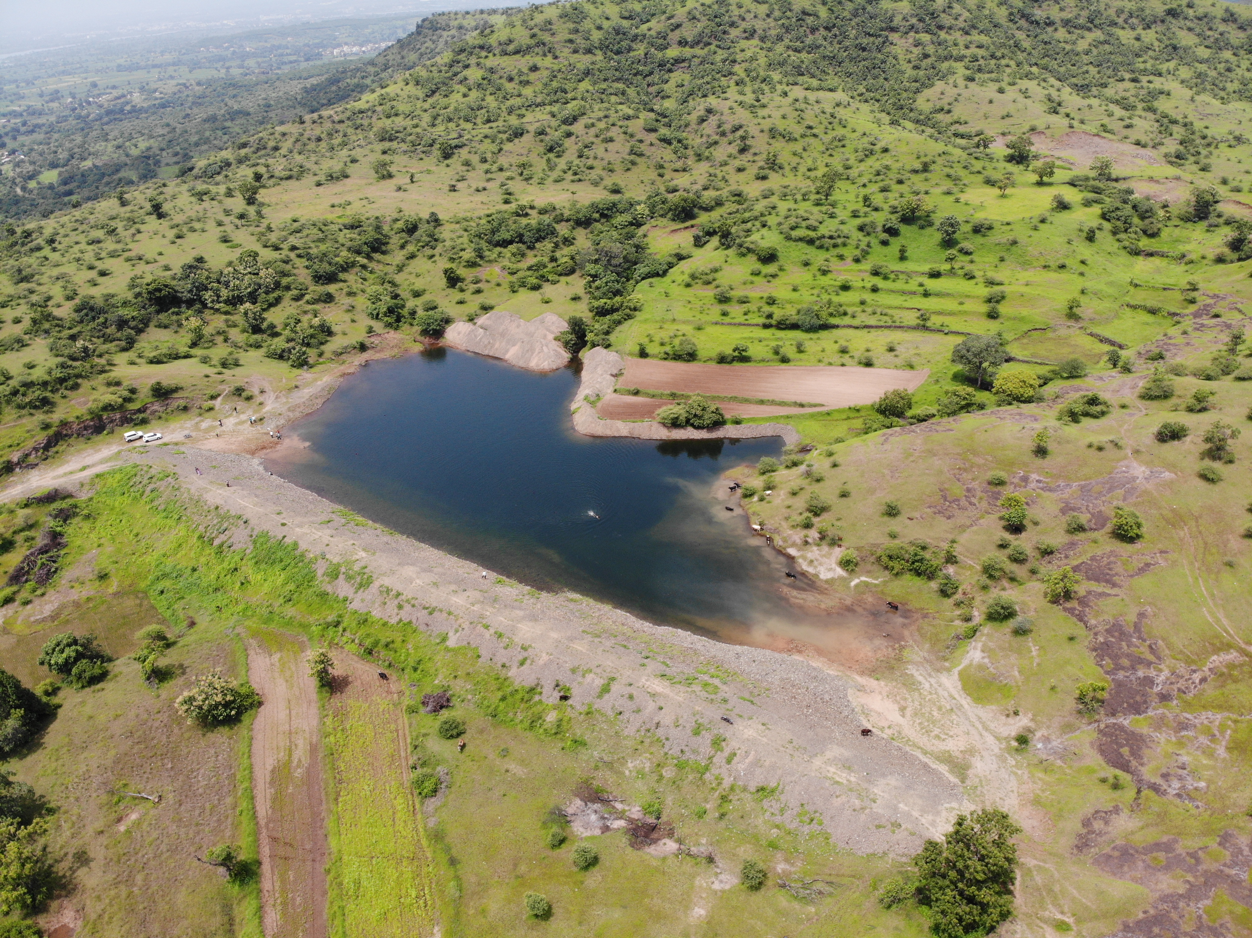 Mandhar Lake